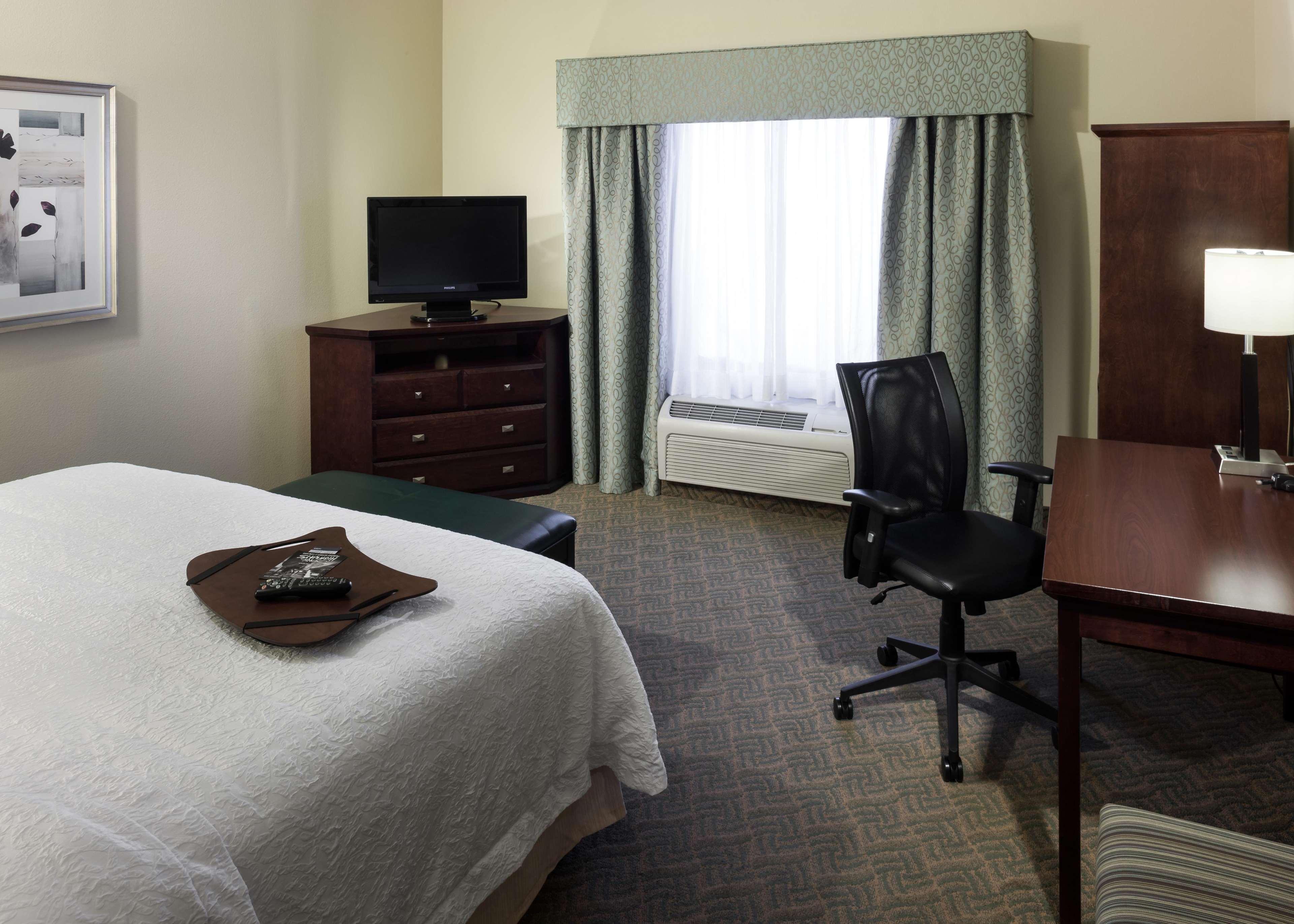 Hampton Inn & Suites Dallas-Arlington-South Экстерьер фото