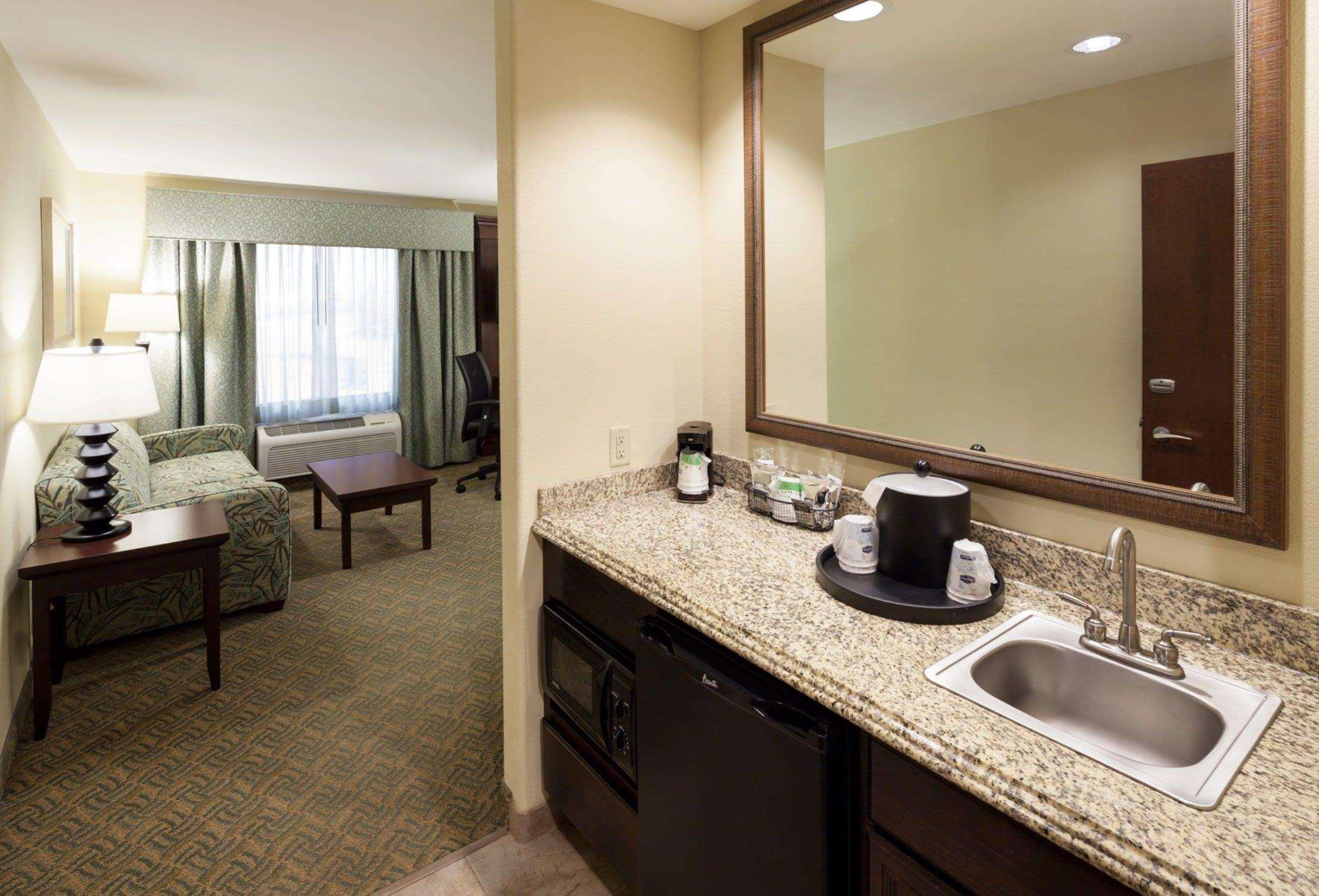 Hampton Inn & Suites Dallas-Arlington-South Экстерьер фото