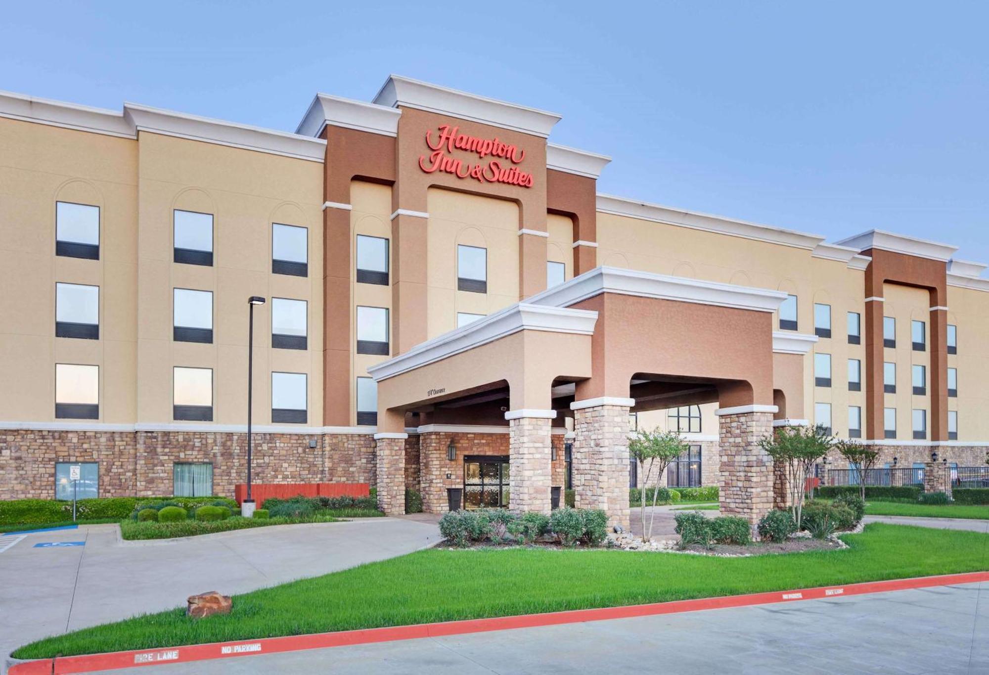 Hampton Inn & Suites Dallas-Arlington-South Экстерьер фото