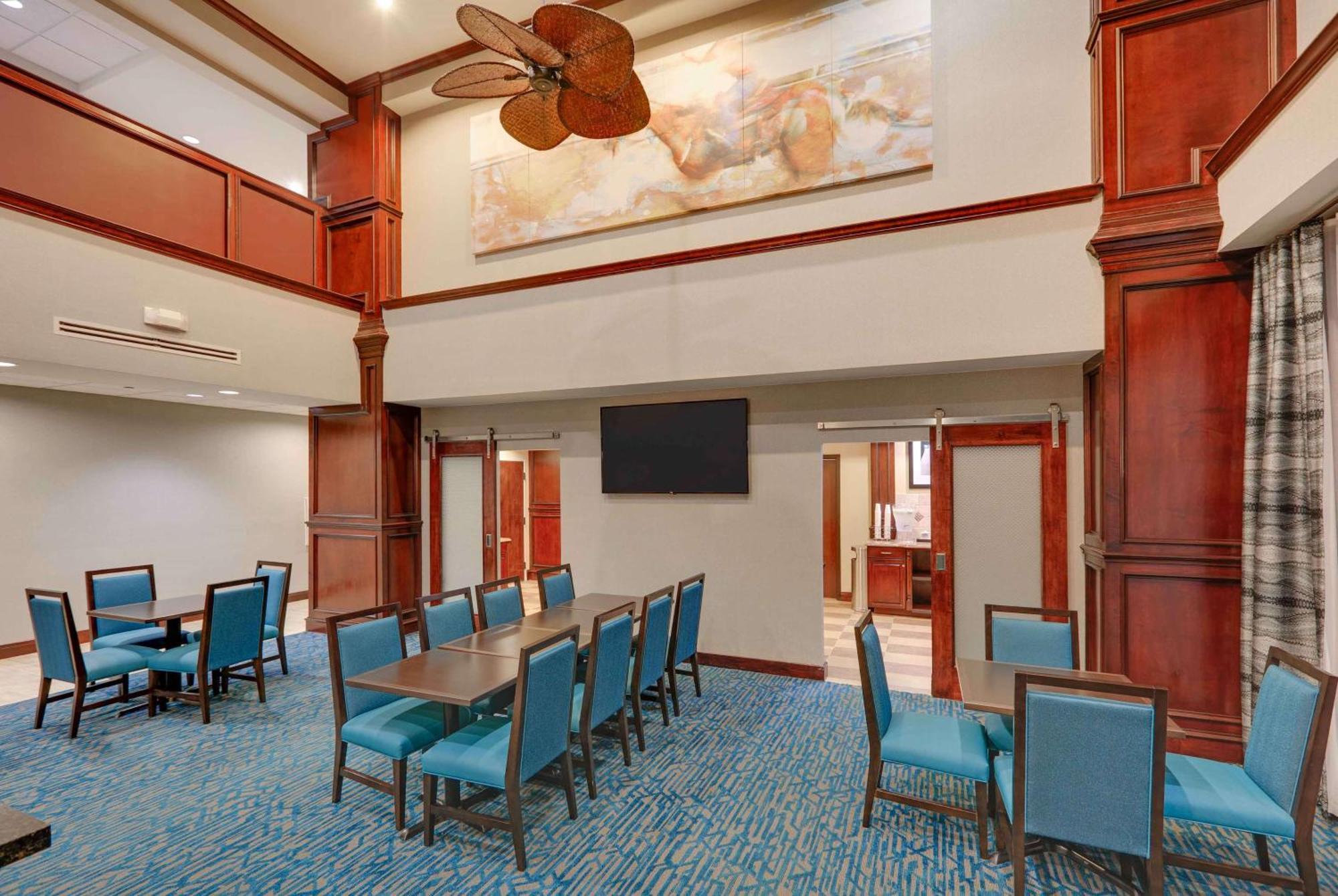 Hampton Inn & Suites Dallas-Arlington-South Экстерьер фото
