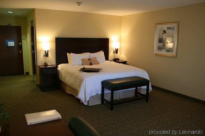 Hampton Inn & Suites Dallas-Arlington-South Экстерьер фото